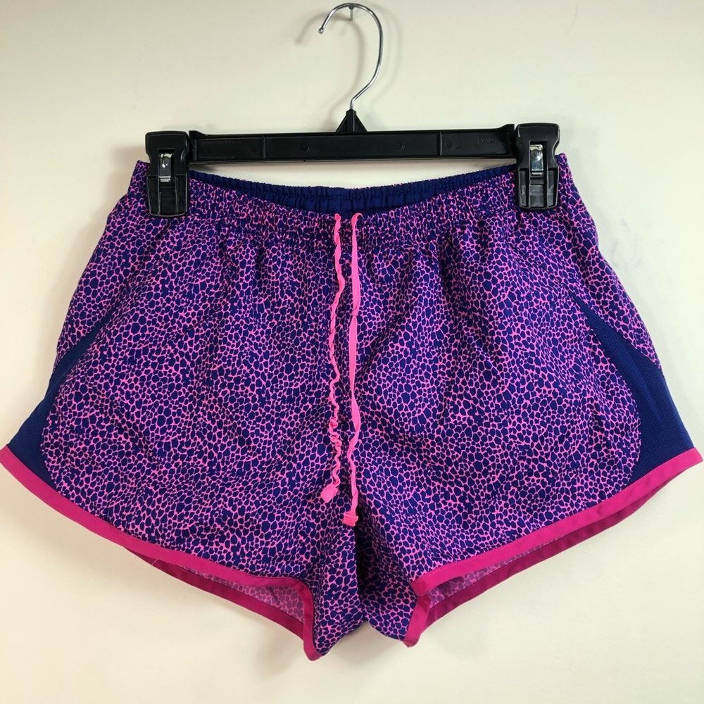 Nike running shorts size S pink